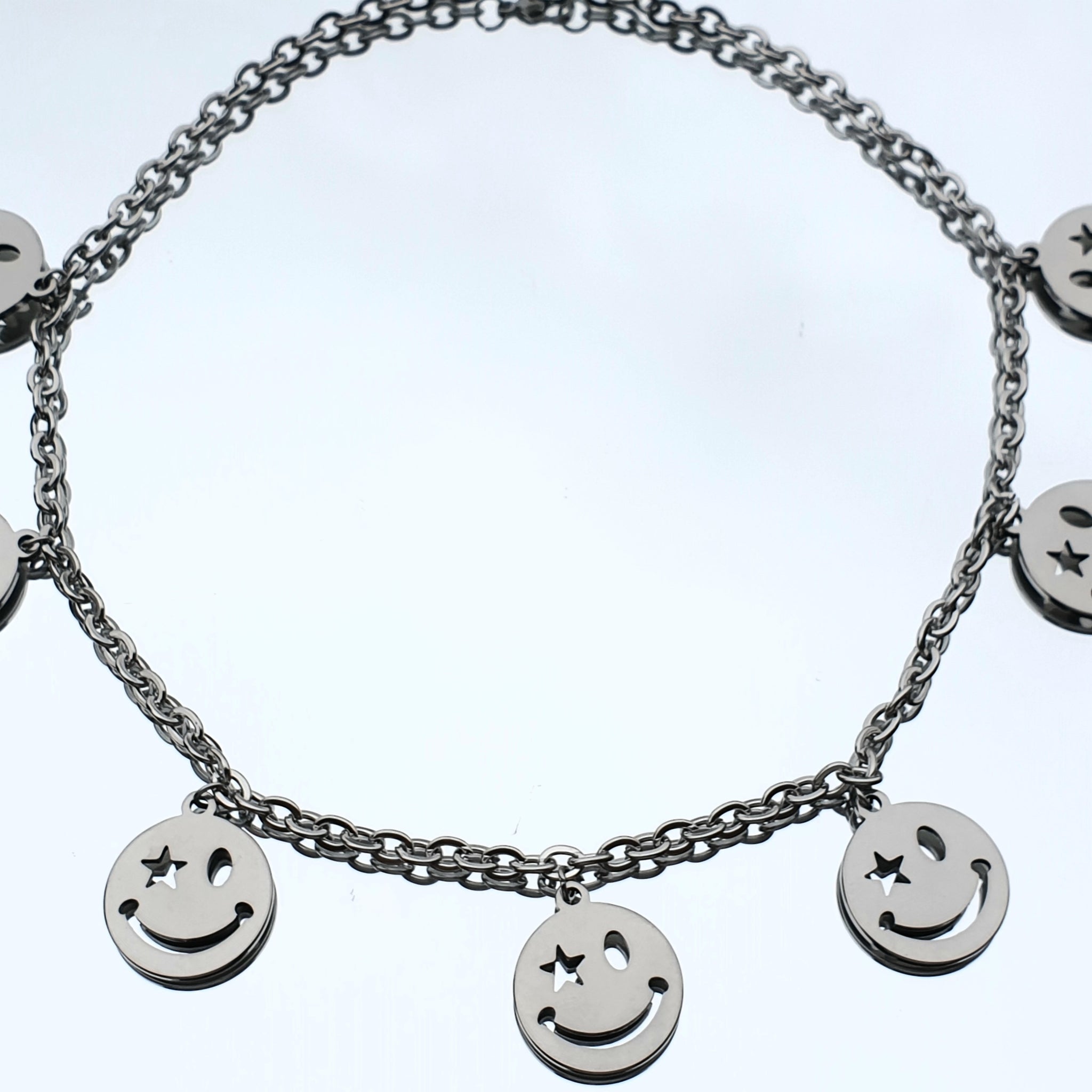 Chaîne ras de cou en acier inoxydable en acier inoxydable avec pendentif smiley