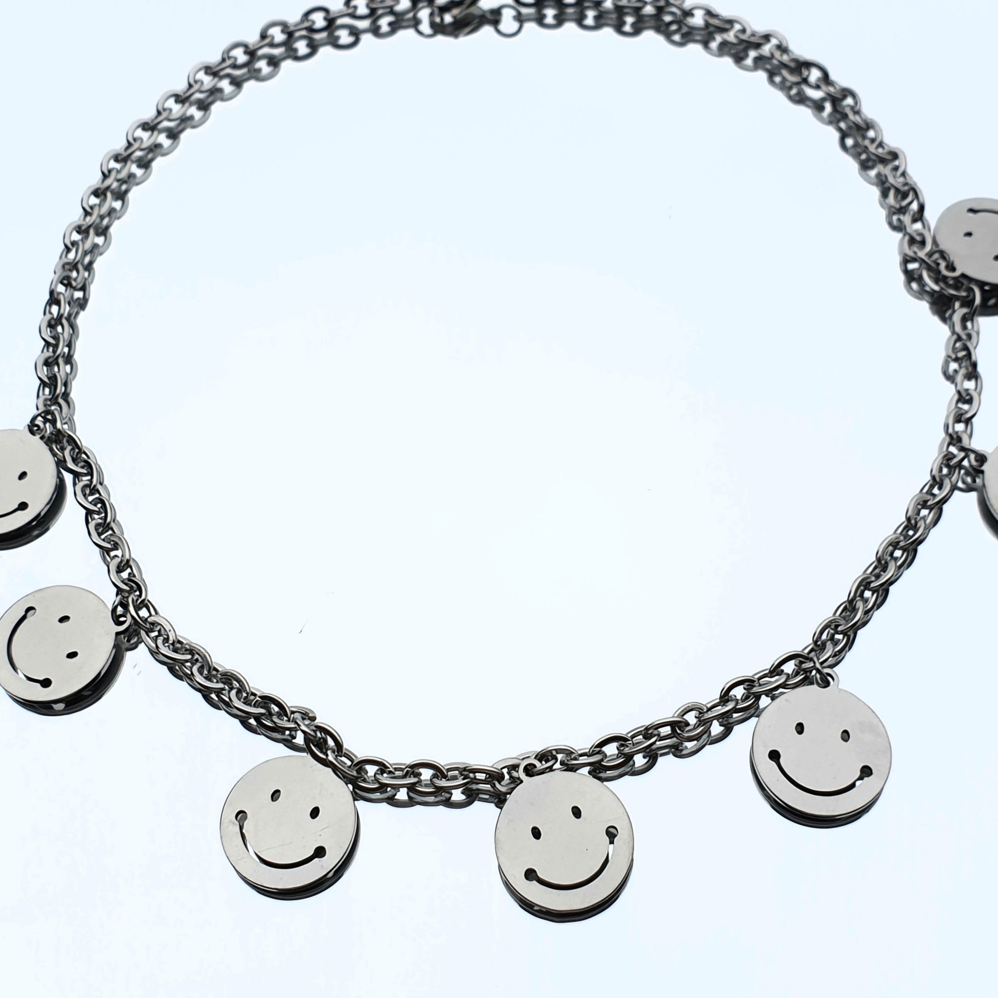 Chaîne ras de cou en acier inoxydable en acier inoxydable avec pendentif smiley emoji