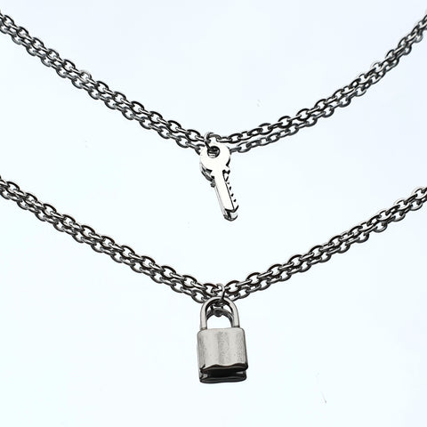 Love Lock - Ensemble de deux chaînes en acier inoxydable avec pendentifs