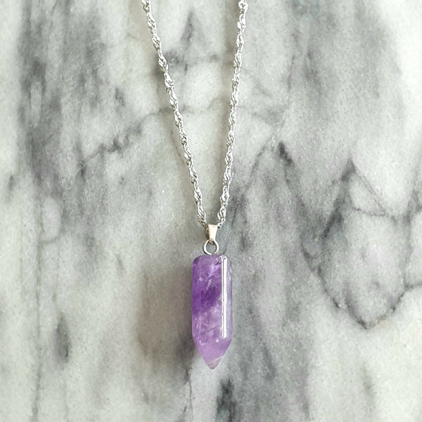 Naturstein Heilstein AMETHYST mit EDELSTAHLKETTE