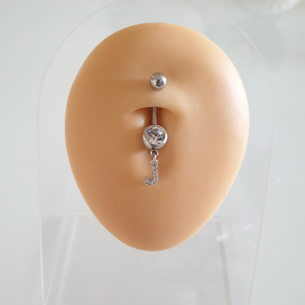 Bauchnabelpiercing aus 316L Chirurgenstahl mit Initialen