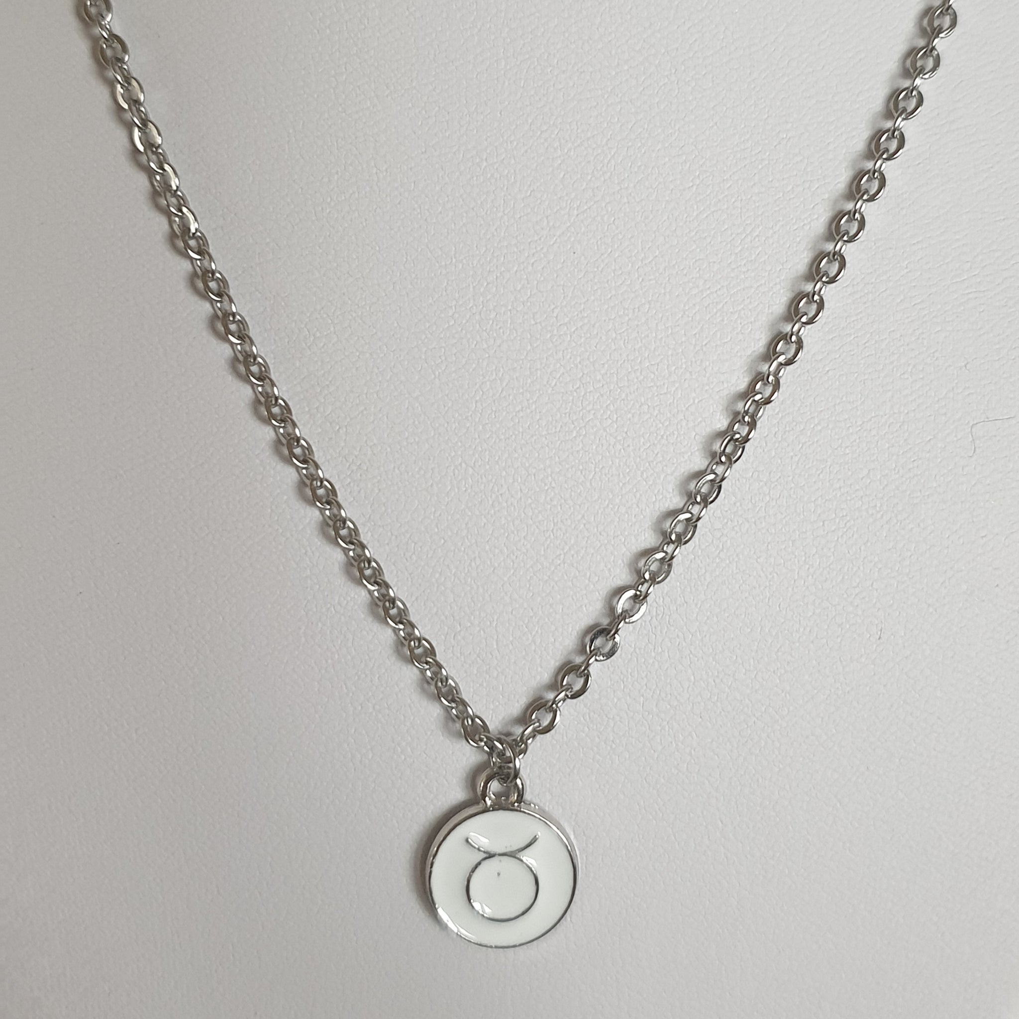 Sternzeichen Kette aus Edelstahl - viele Farben - Silber